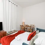 Immogroom - Renovated & Cozy One-Bedroom Flat