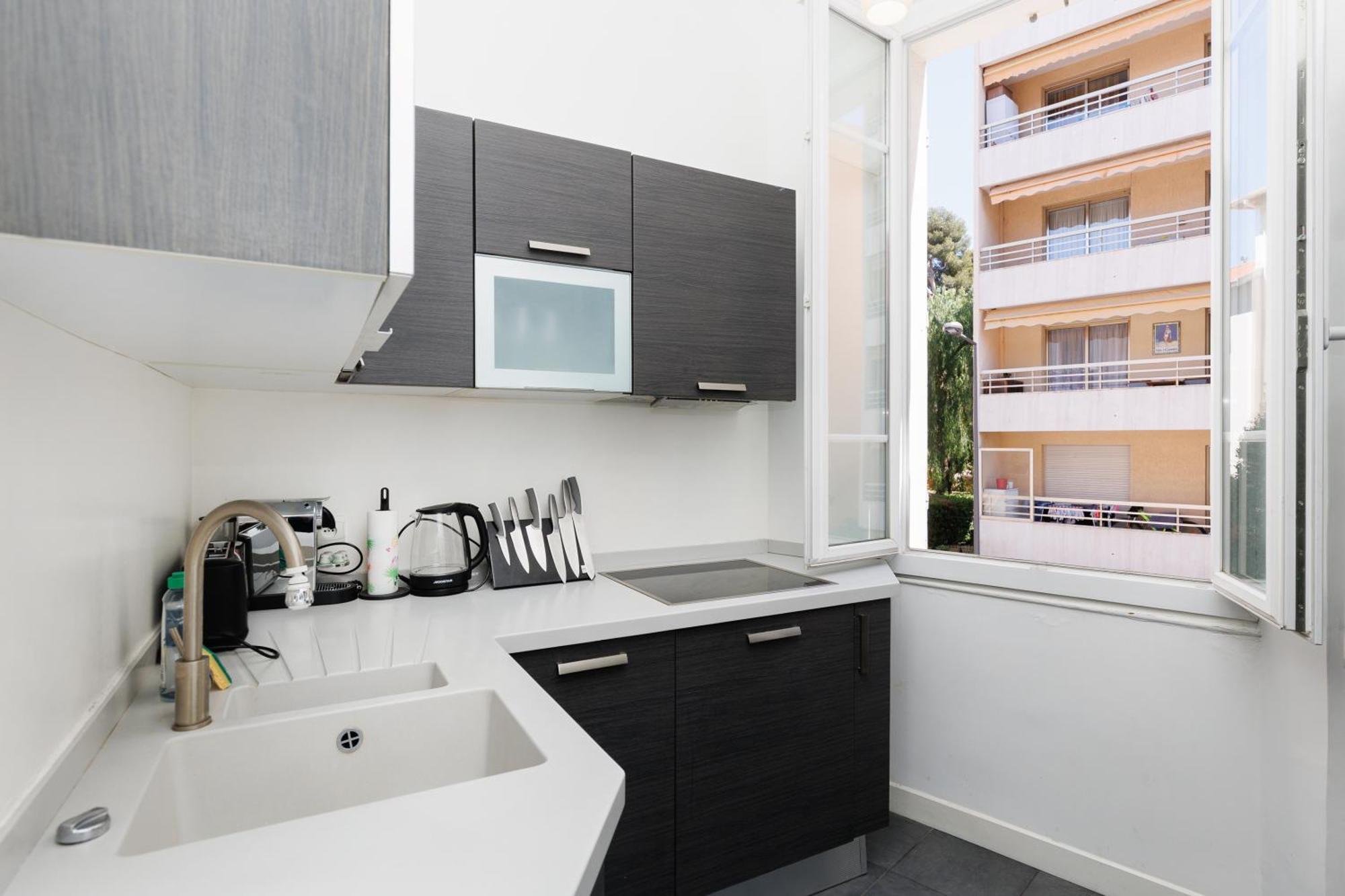 Immogroom - Renovated & Cozy One-bedroom Flat * Cannes
